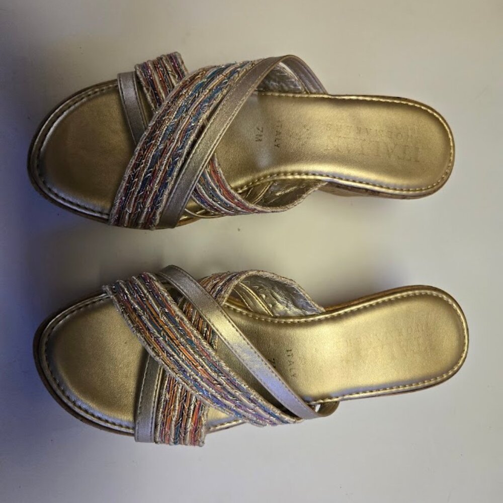 Italian Gold Strap Wedge 7M